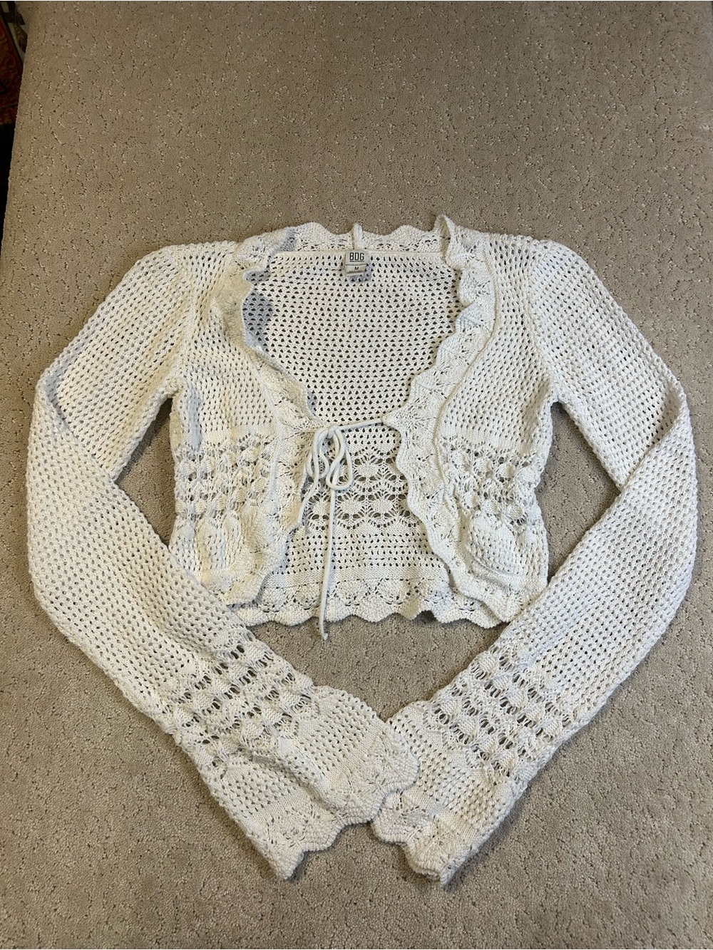 Urban Outfitters Crochet Cardigan Size M WHITE Ecru Boho Summer Knit Lace